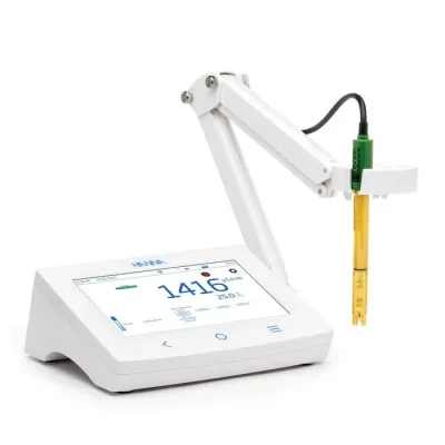 Advanced Conductivity Benchtop Meter